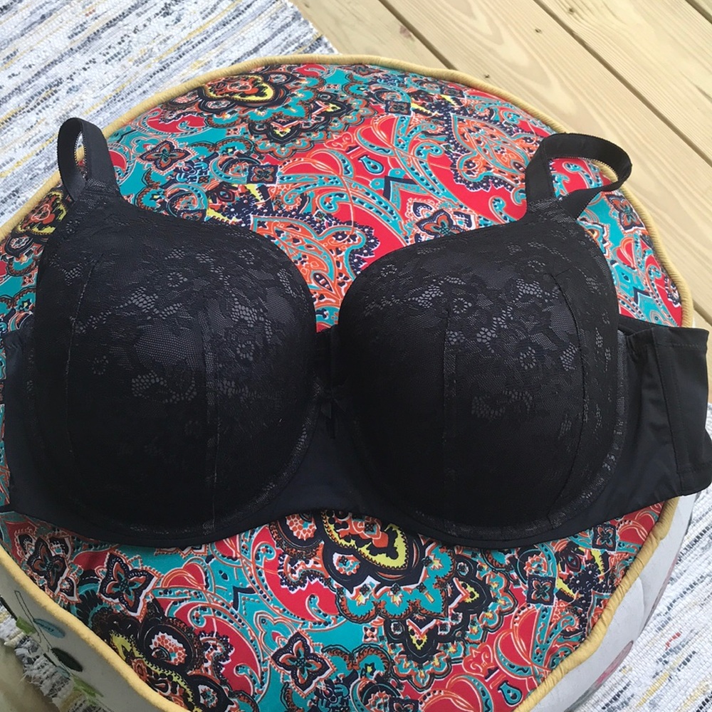 Torrid 44D Bra
